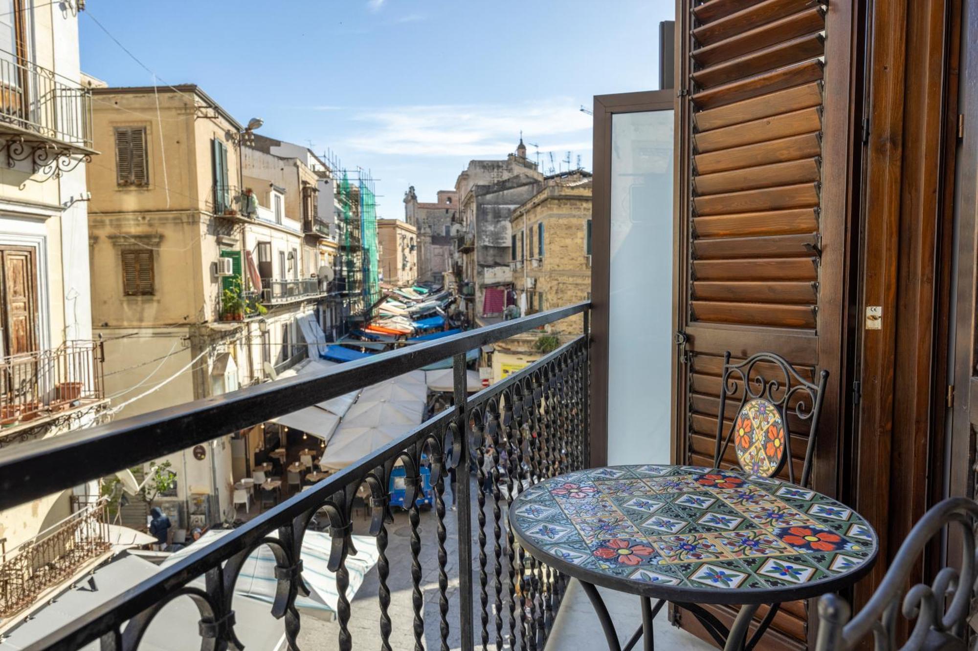 Suk Ballaro Palermo Buitenkant foto